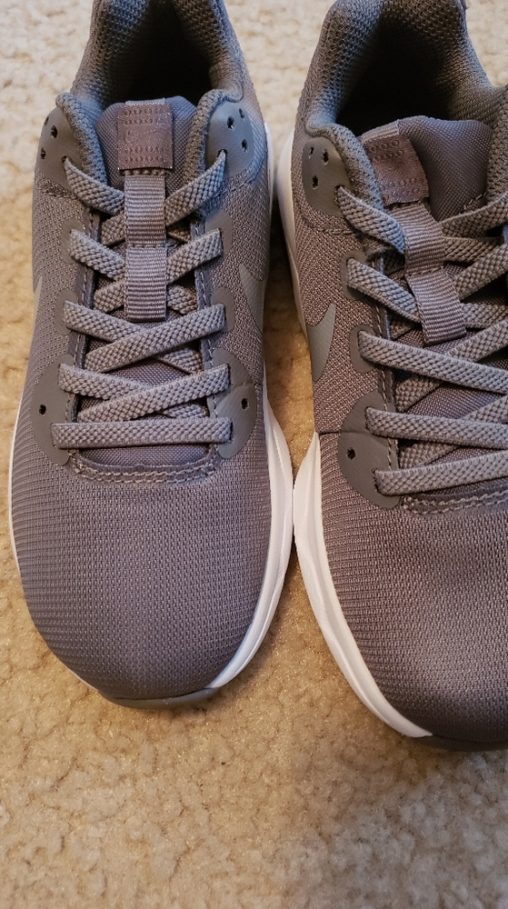 Boys nikes